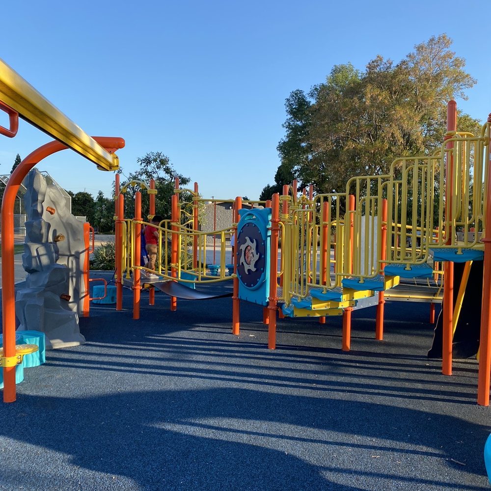 Barton Park - Playground - Playgrounds Near Me - Anaheim, California Barton Park - Playground - Playgrounds Near Me - Anaheim, California