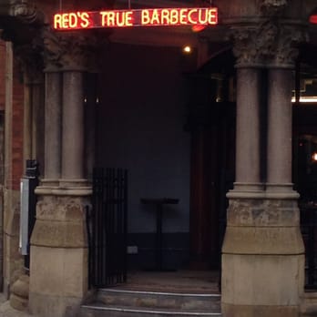Red's True Barbecue - Front door - Barbeque Near Me - Manchester, XGM