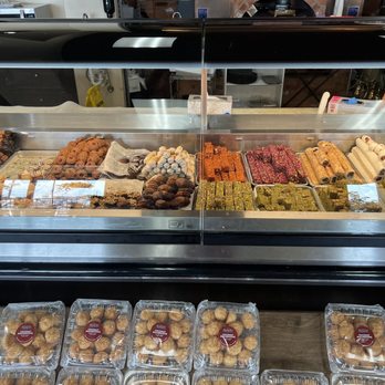 Baklovah Bakery - Turkish Delight - Desserts Near Me - San Antonio, Texas