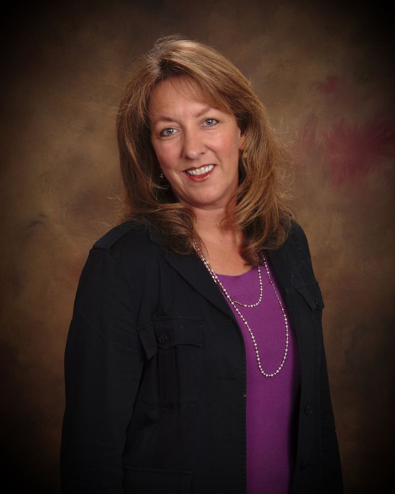 LEGIONS REALTY Updated October 2024 48 Photos 717 W Main St