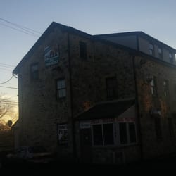 Mama's Pizza - Sunset. Hard to get a clear shot
