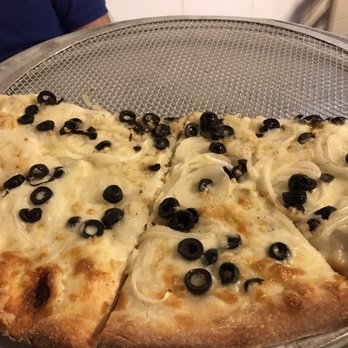 Boardwalk Pizza - White pizza ( no ricotta) with garlic knot sauce, olives and onions!! - Pizza Near Me - Winter Park, Florida Boardwalk Pizza - White pizza ( no ricotta) with garlic knot sauce, olives and onions!! - Pizza Near Me - Winter Park, Florida