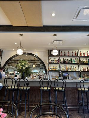 Beverley's Bistro & Bar by null