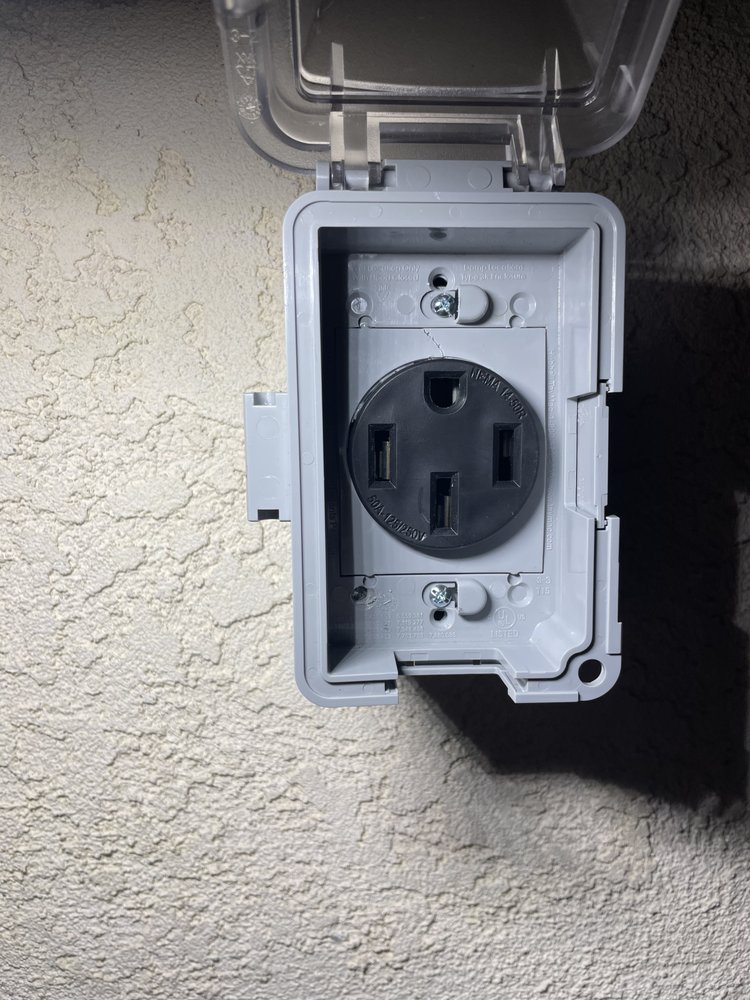 Slide of D & A Electrical Services