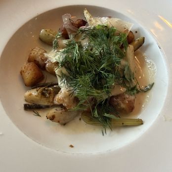 De Belhamel - French Near Me - Amsterdam, New Hampshire