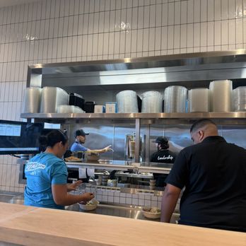 Luna Grill Bedford - Mediterranean Near Me - Corona, California