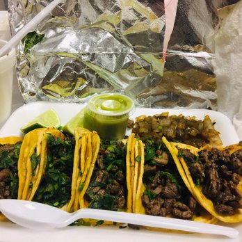 Los Tacomen - Tacos y frijoles con cebolla asada - Food Trucks Near Me Los Tacomen - Tacos y frijoles con cebolla asada - Food Trucks Near Me