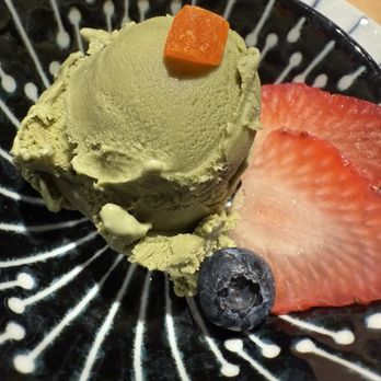 Hikari Sushi & Omakase - Sushi Bars Near Me - Davis, California