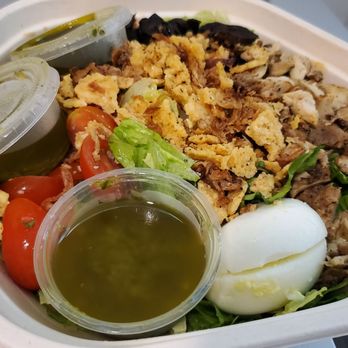 sweetgreen - Healthy Salads, Wraps, and Bowls - Customized salad with pesto vinaigrette dressing - Salad Near Me - Santa Clara, California sweetgreen - Healthy Salads, Wraps, and Bowls - Customized salad with pesto vinaigrette dressing - Salad Near Me - Santa Clara, California