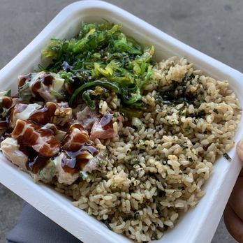 Hale I'a Da Fish House - Wasabi pistachio poke, brown rice with furikake, seaweed salad - Seafood Markets Near Me - Kawaihae, Hawaii
