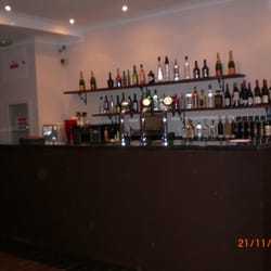 H2o Bar & Kitchen
