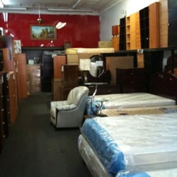 Lee's Furniture