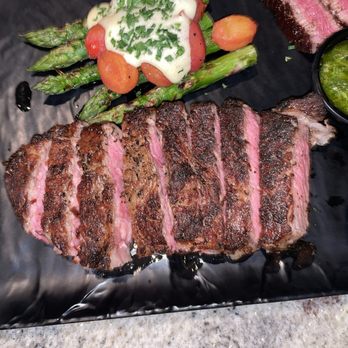 TRIS - Steak board | @copenhangry - New American Near Me - The Woodlands, Texas TRIS - Steak board | @copenhangry - New American Near Me - The Woodlands, Texas