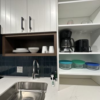 Staybridge Suites - Kitchen - Hotels Near Me - Ocala, Florida Staybridge Suites - Kitchen - Hotels Near Me - Ocala, Florida