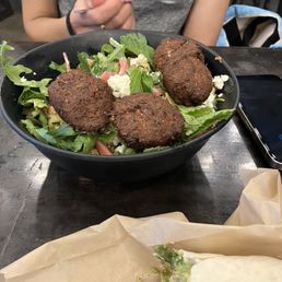 Salad with Falafel Salad with Falafel