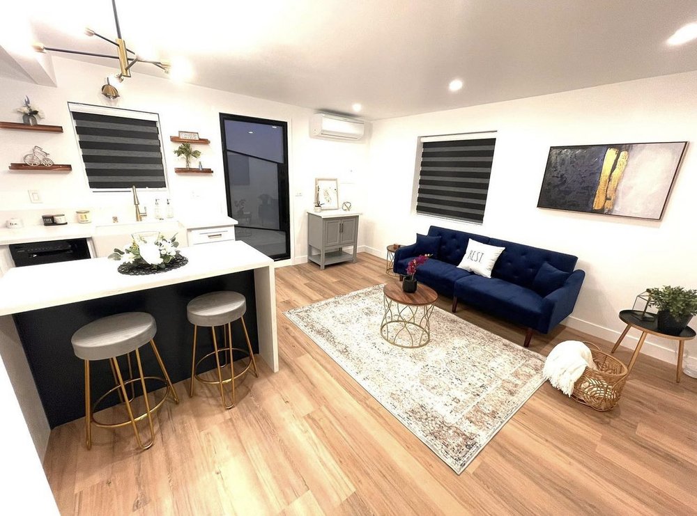 Slide of Lake House Builders