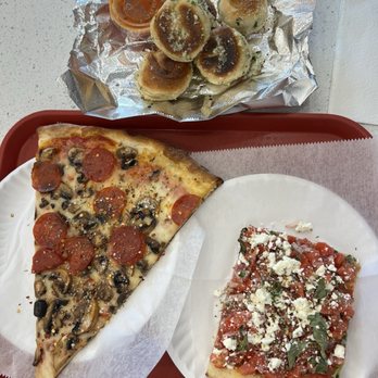 Roma Pizza & Restaurant - Pepperoni and mushrooms, Margherita and feta, garlic knots - Pizza Near Me - New York, New York Roma Pizza & Restaurant - Pepperoni and mushrooms, Margherita and feta, garlic knots - Pizza Near Me - New York, New York