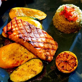 Vidorra - Salmon al mojo de ajo, zucchini, squash, seasoned rice. - Mexican Near Me - Rockwall, Texas Vidorra - Salmon al mojo de ajo, zucchini, squash, seasoned rice. - Mexican Near Me - Rockwall, Texas