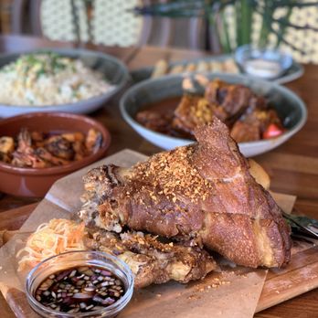 Avenida Restaurant - Filipino Near Me - San Mateo, California