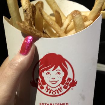 Wendy's - Fast Food Near Me - Lost Hills, California