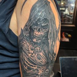 Head 2 Toe Tattoo