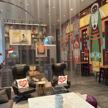 citizenM Seattle South Lake - Hotels Near Me - Seattle, Washington