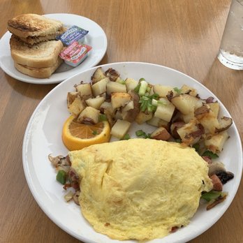 SB Sunshine Cafe - Breakfast & Brunch Near Me - Goleta, California SB Sunshine Cafe - Breakfast & Brunch Near Me - Goleta, California