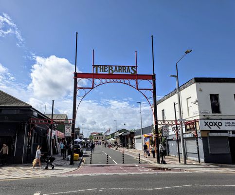 Barras Market by null