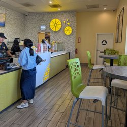 Happy Lemon - High top tables - 4/2026