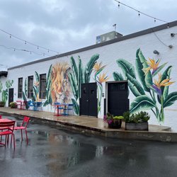 Aeronaut Brewing Company - Outside