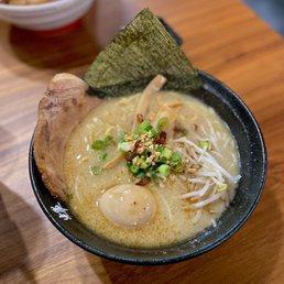 Garlic Tonkotsu
