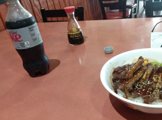 Sushi Bamboo by null