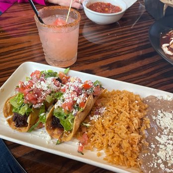 RED O - Crispy Tacos Dorados - You get a choice of chicken or Short Rib. We did one of each. - Mexican Near Me - San Diego, California RED O - Crispy Tacos Dorados - You get a choice of chicken or Short Rib. We did one of each. - Mexican Near Me - San Diego, California