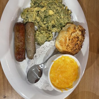 Skillets - Naples - Airport Pulling - Pesto scrambled eggs and sausage - Breakfast & Brunch Near Me - Naples, Florida Skillets - Naples - Airport Pulling - Pesto scrambled eggs and sausage - Breakfast & Brunch Near Me - Naples, Florida