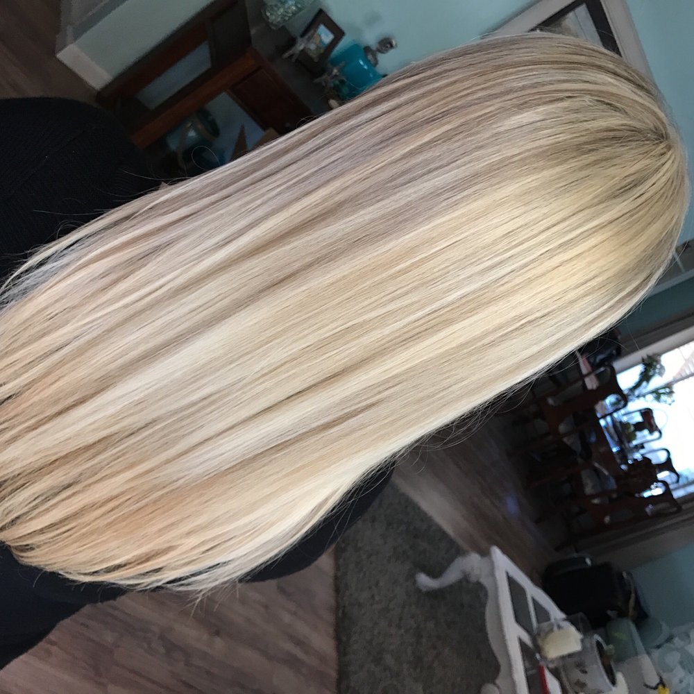 Dolce Salon - Just had my hair color done by Jenn, love it. Thank you so much. - Hair Salons Near Me - Carlsbad, California