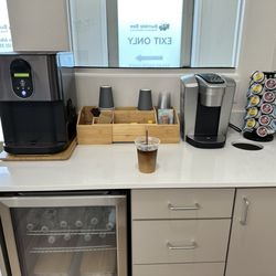 Bumble Bee Pediatric Dentistry - Iced Coffee Station