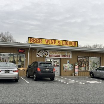 GATEWAY LIQUORS - Updated February 2026 - 13 Photos - 14802 N ...