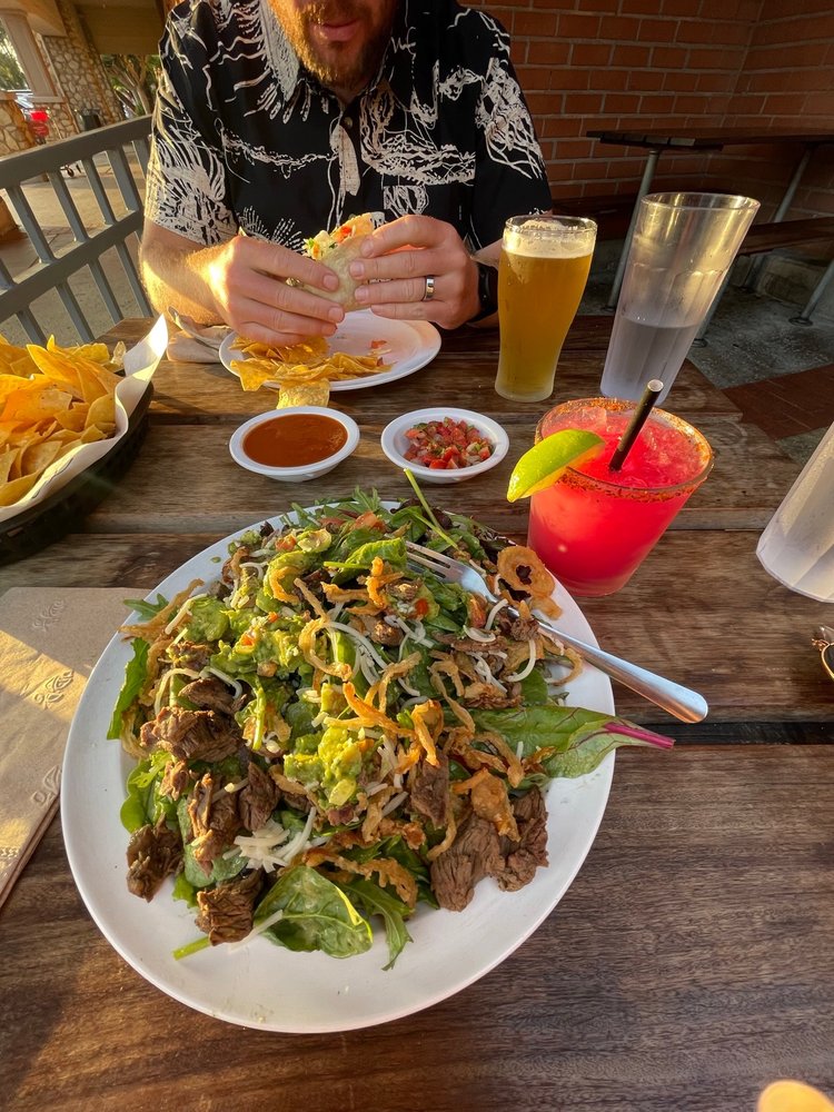 Food from La Sirena Grill