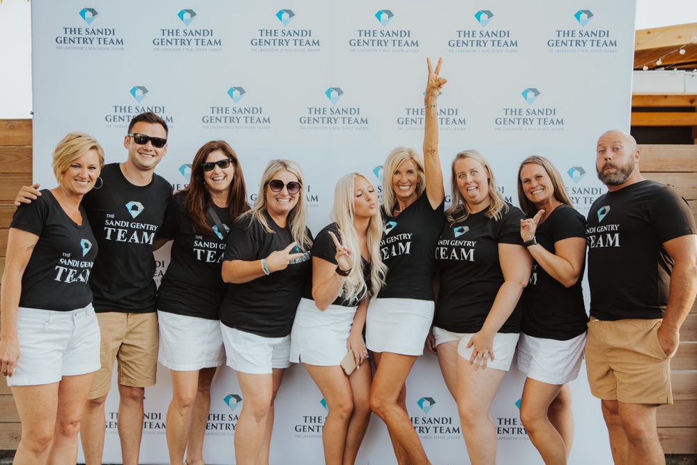 SANDI GENTRYRE/MAX LAKESHORE Contact Agent 16 Photos 133