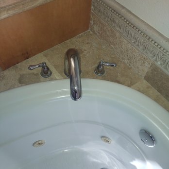 Real Plumbers - Notice there was NO hand sprayer before. We replaced tub faucet and added new sprayer - Plumbing Near Me - Los Angeles, California Real Plumbers - Notice there was NO hand sprayer before. We replaced tub faucet and added new sprayer - Plumbing Near Me - Los Angeles, California