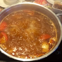 大鍋口海鮮火鍋店 - Tomato broth