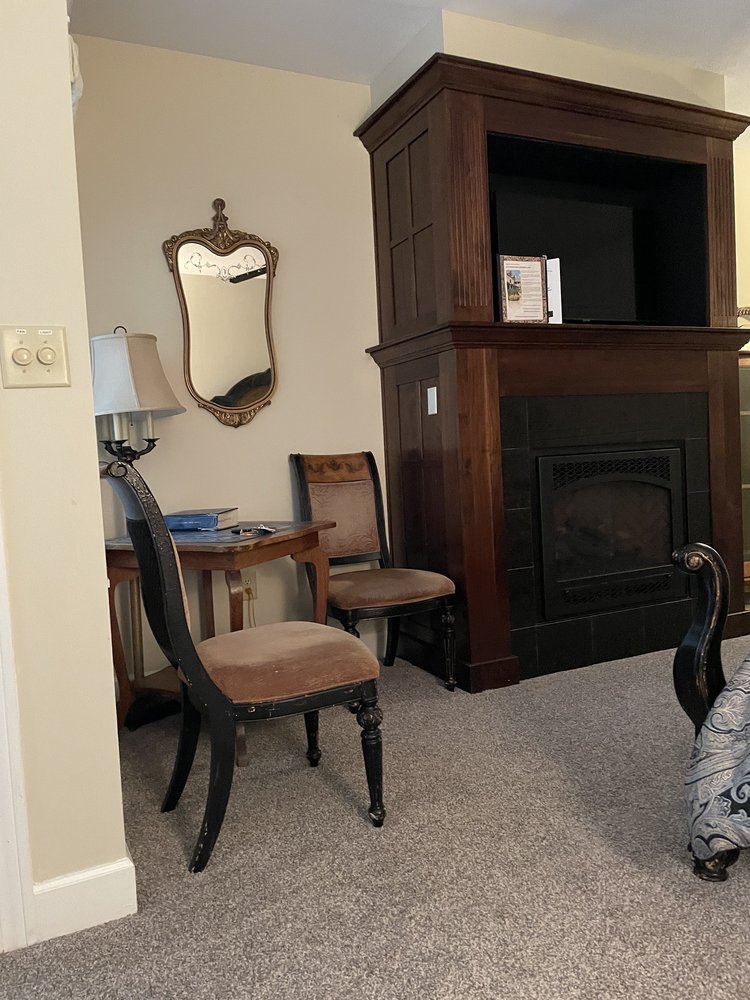 CORNERSTONE INN Updated September 2024 25 Photos & 23 Reviews 54