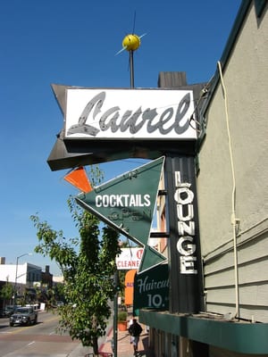 Laurel Lounge by null