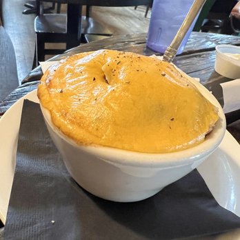 The Dullahan Irish Pub - Happy hour Sheperd's Pie - Pubs Near Me - Lake Oswego, Oregon