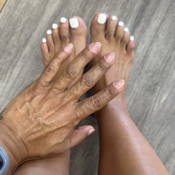 Luxury Spa & Nails - Mani and pedi with gel polish - Hair Removal Near Me - Albuquerque, New Mexico