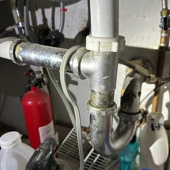 Rush Rooter, LLC - Kitchen sink old rusty drain pipes. - Plumbing Near Me - Tucson, Arizona Rush Rooter, LLC - Kitchen sink old rusty drain pipes. - Plumbing Near Me - Tucson, Arizona