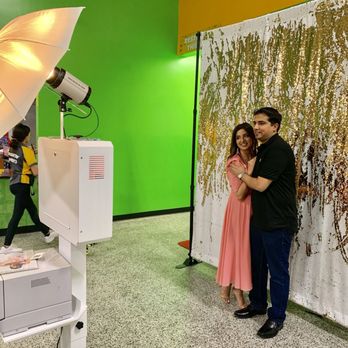 Fantastic Snap Photobooth - Photo Booth Rentals Near Me Fantastic Snap Photobooth - Photo Booth Rentals Near Me