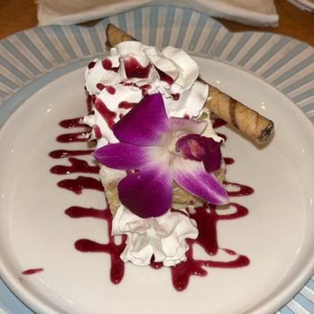 Noches De Colombia - Tres leches- amazing! - Spanish Near Me - Newburgh, New York