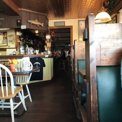 White Wolf Inn & Restaurant