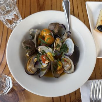 Fiore Caffe - Vongole al Vino Bianco - Italian Near Me - San Francisco, California